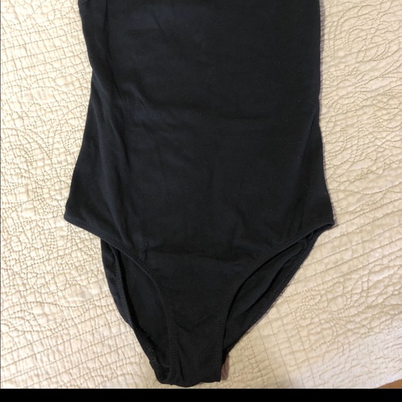 Danskin leotard kids 10/12 NWOT - Picture 2 of 3